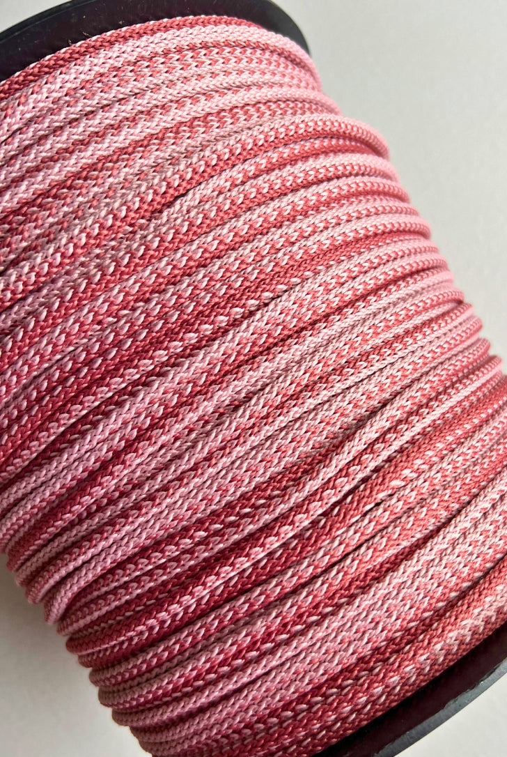 Colored macrame cord rose color