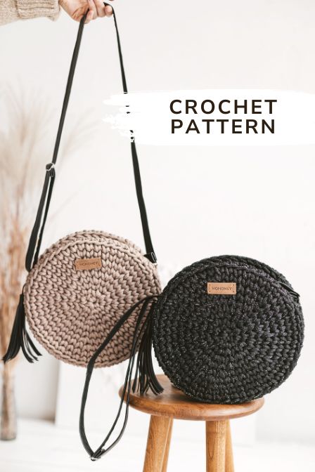 Crochet crossbody bag pattern