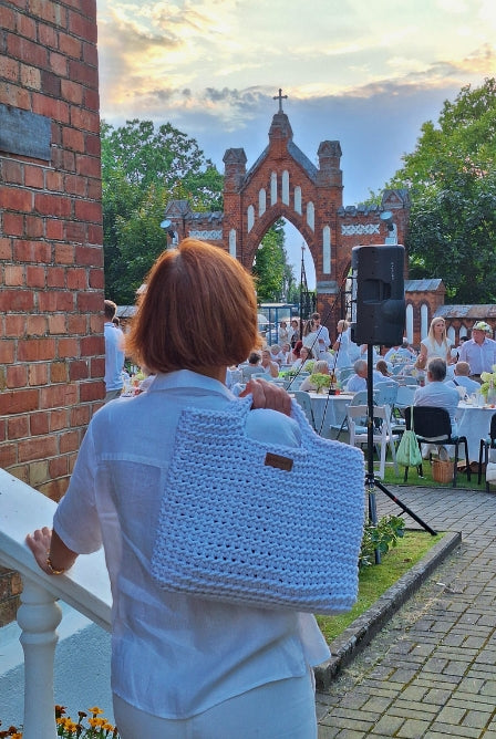 Crochet summer tote bag pattern and video tutorial