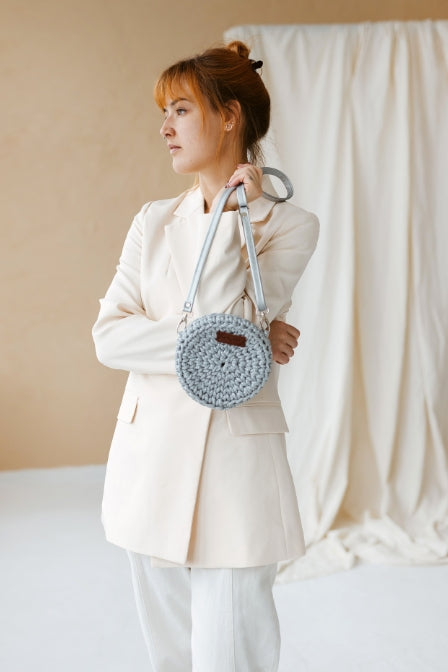 Crochet crossbody bag pattern