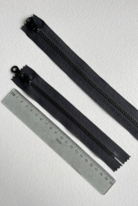 Black zippers