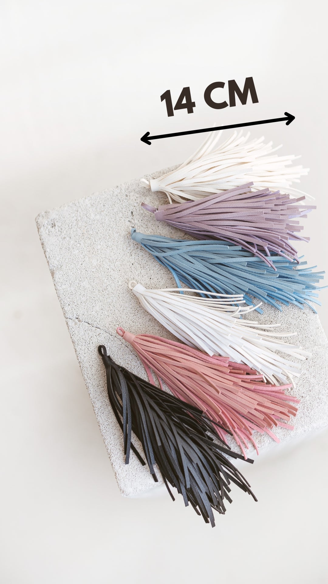 Tassels for bags