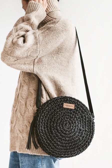 Crochet crossbody bag video tutorial