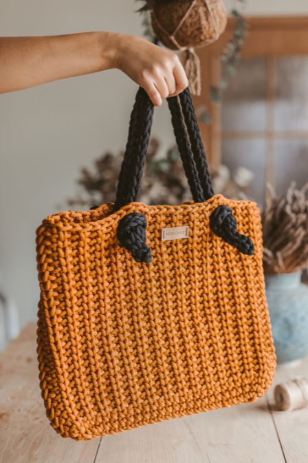 Do-it-yourself crochet kit beginners