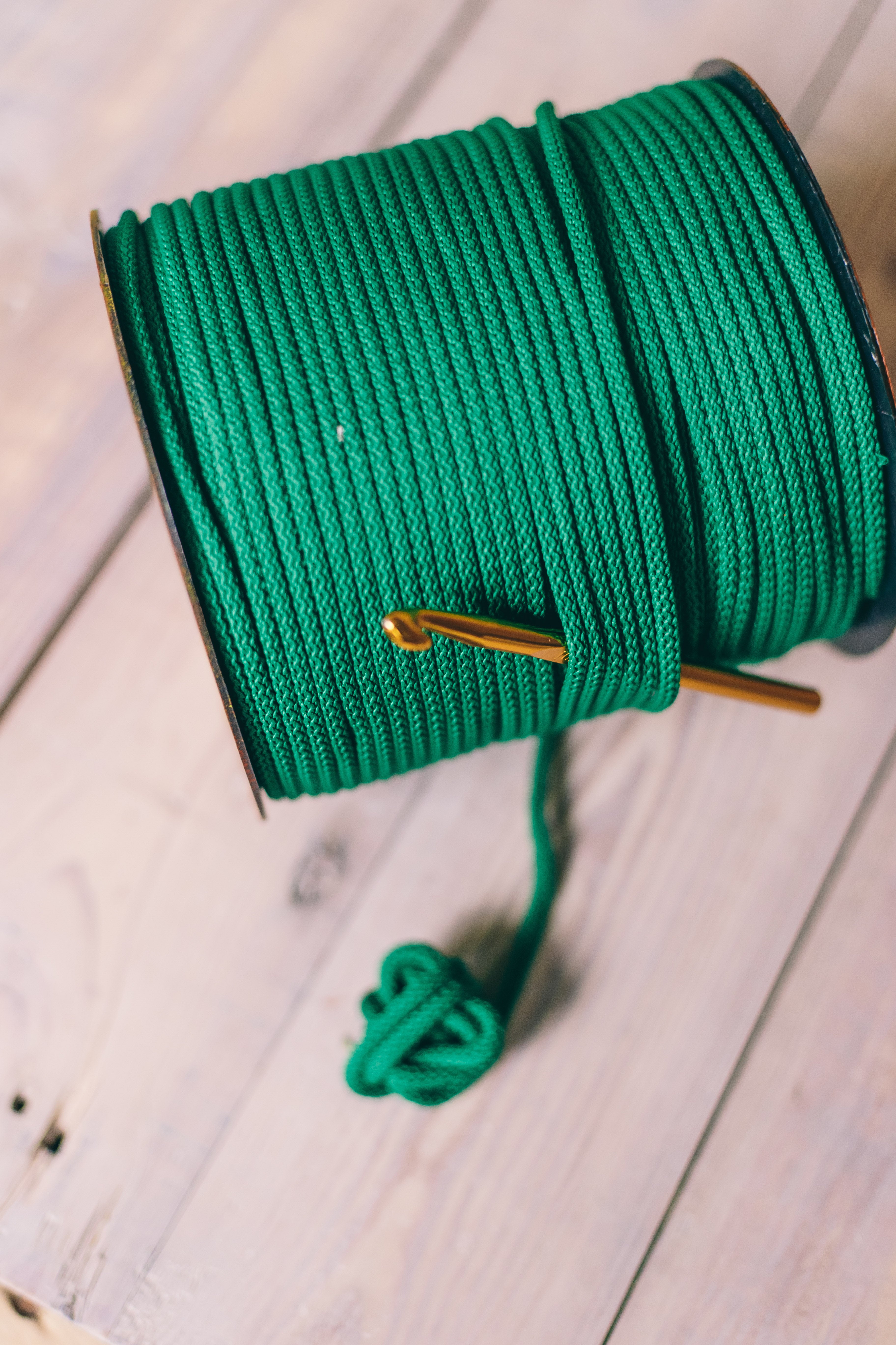 Green macrame cord 6mm